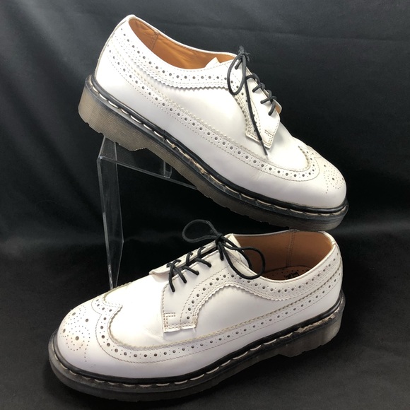 white wingtips